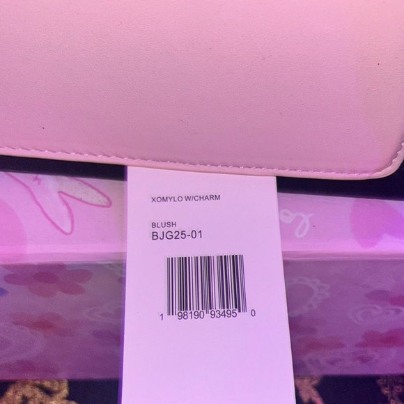 pink glitter Gummy Bears Betsey Johnson cross body purse Limited edition HTF - Picture 6 of 6